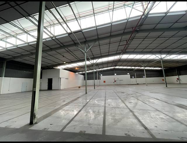 2,528M² FACTORY TO LET IN JET PARK